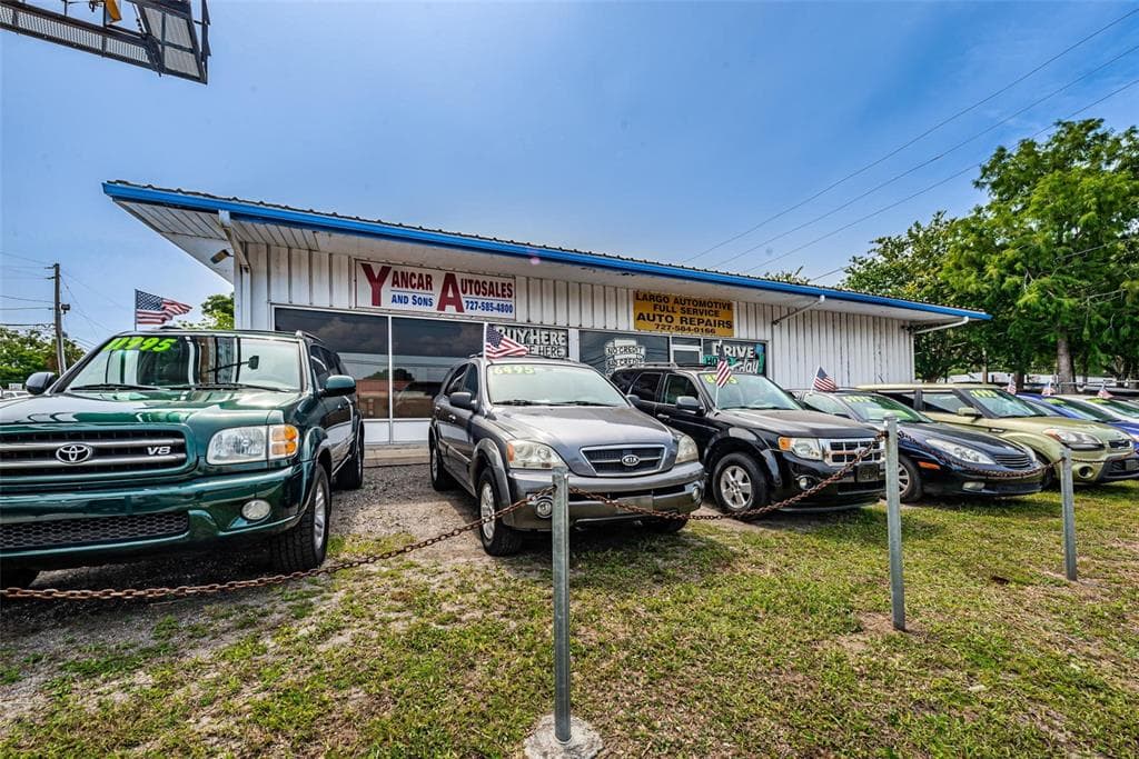 1300 SEMINOLE BOULEVARD LARGO, FL 33770