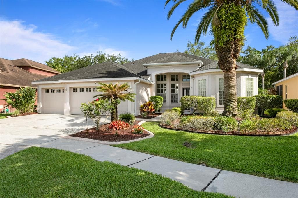 1442 YARDLEY DRIVE WESLEY CHAPEL, FL 33544