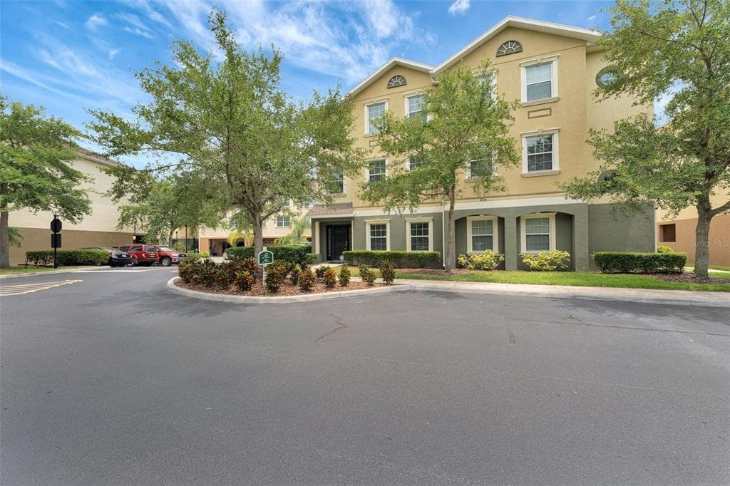 10144 ARBOR RUN DRIVE UNIT 144 TAMPA, FL 33647