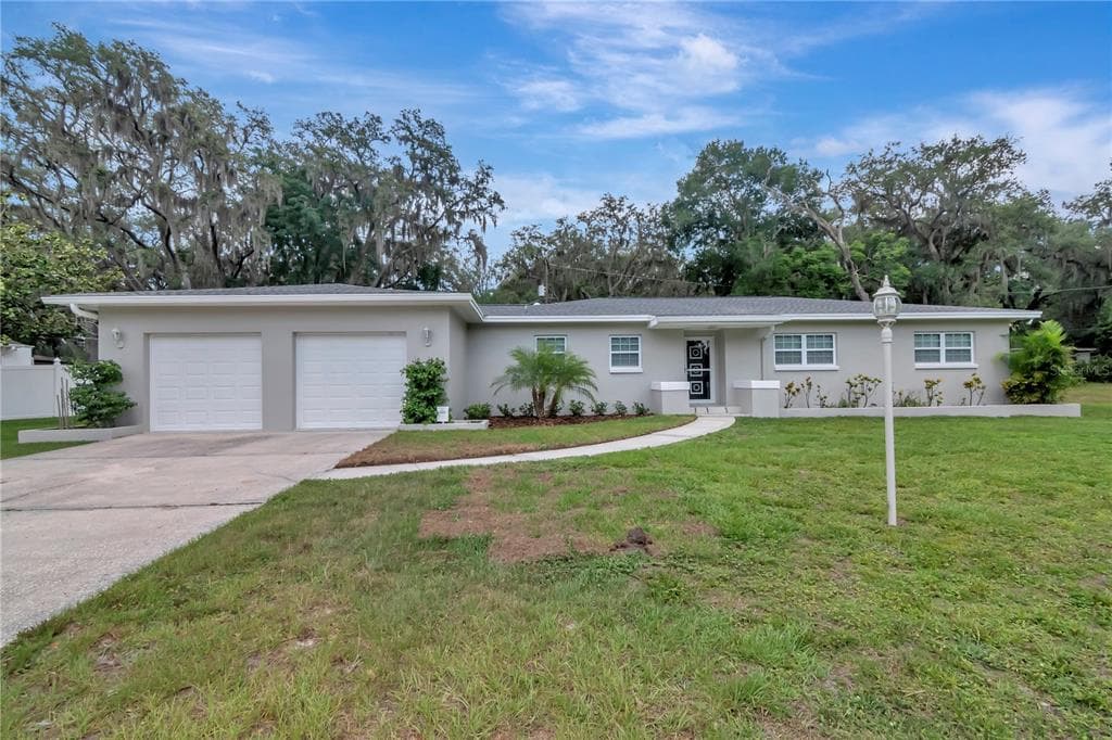 320 BAHAMAS AVENUE TEMPLE TERRACE, FL 33617