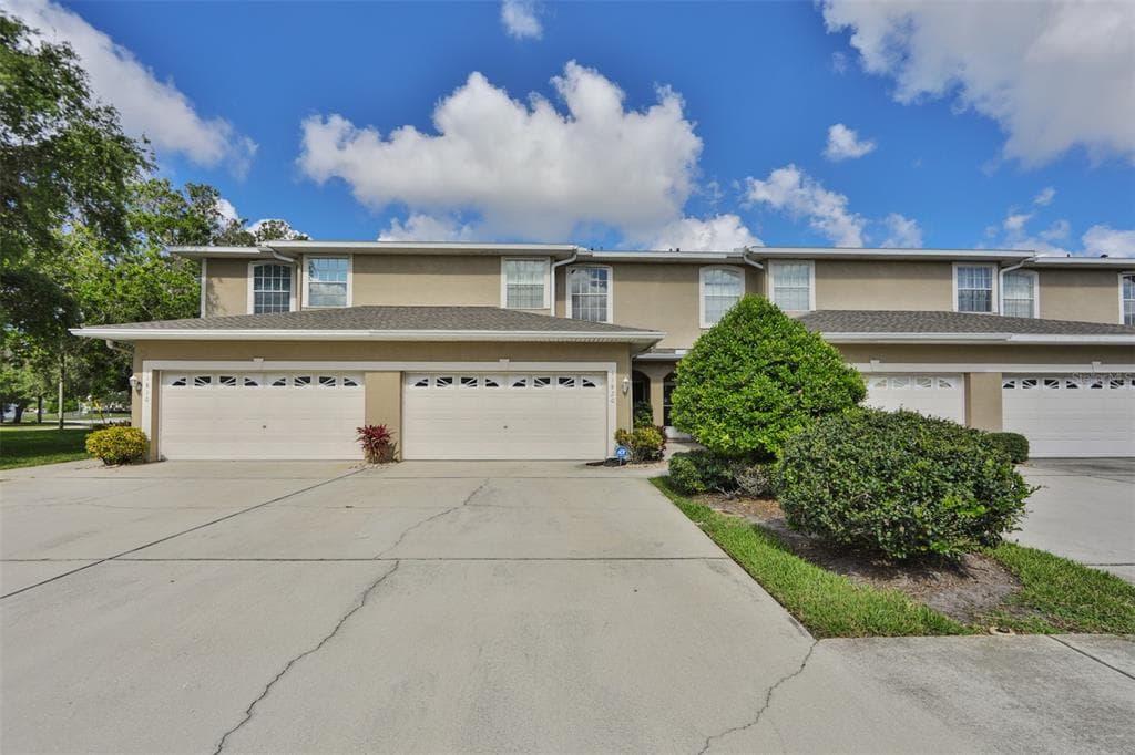 11820 LAKE ALLEN DRIVE LARGO, FL 33773
