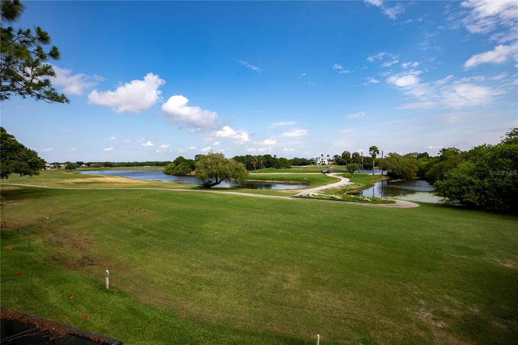 1901 OYSTER CATCHER LANE UNIT 826 CLEARWATER, FL 33762