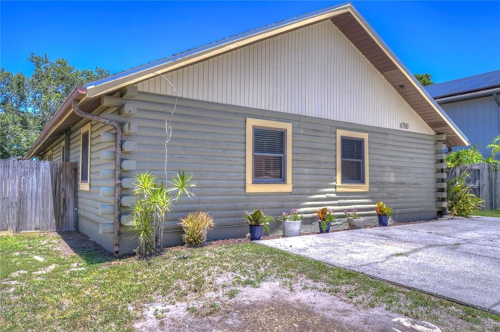 6700 67TH LANE N PINELLAS PARK, FL 33781