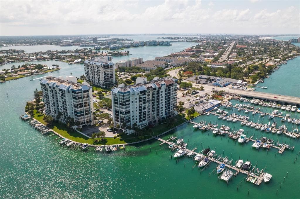 9525 BLIND PASS ROAD UNIT 307 ST PETE BEACH, FL 33706