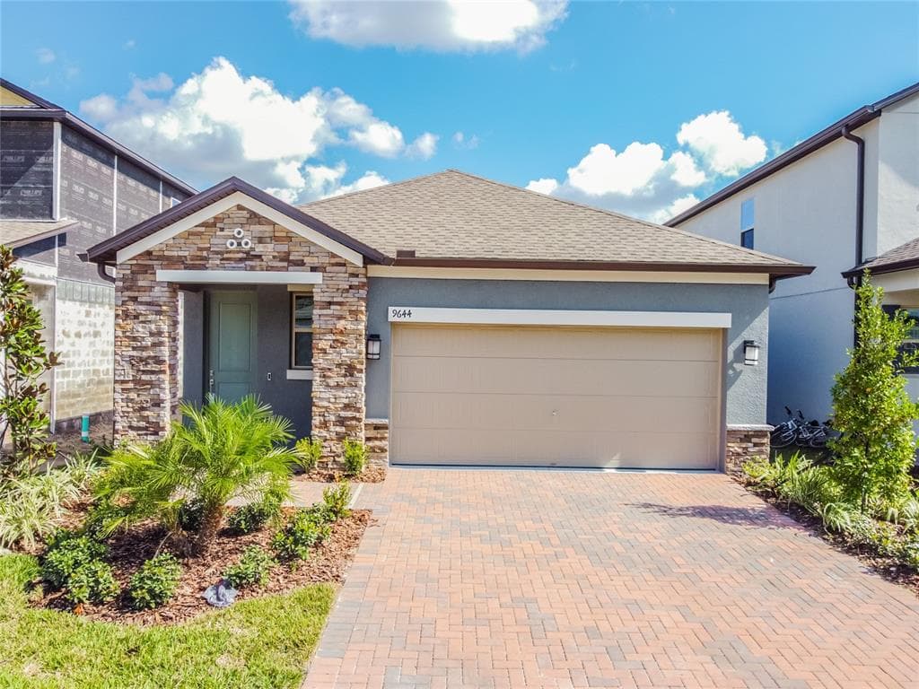 9644 LITTLE BLUESTEM DRIVE LAND O LAKES, FL 34637