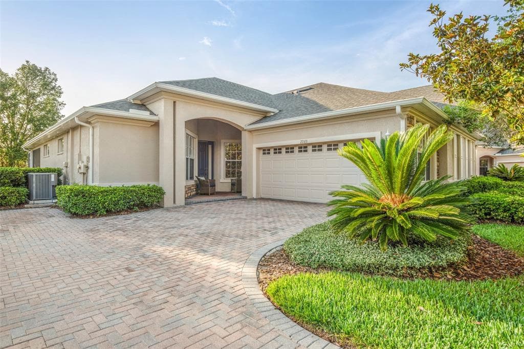 27431 MISTFLOWER DRIVE WESLEY CHAPEL, FL 33544