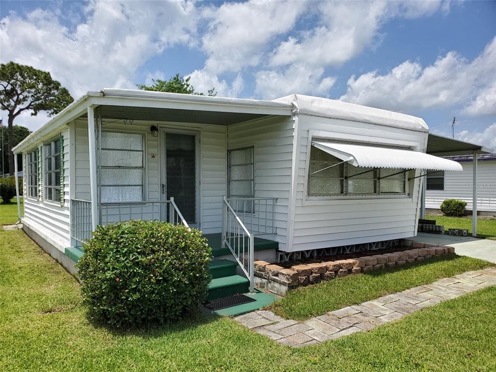 6035 ALPINE DRIVE ZEPHYRHILLS, FL 33542