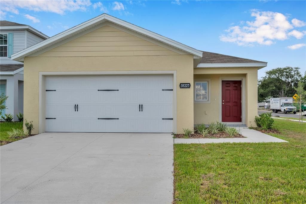 35227 BRIENNE STREET ZEPHYRHILLS, FL 33541