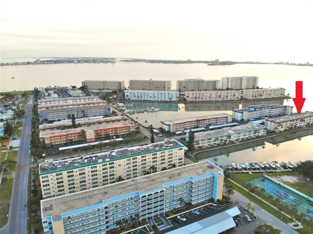 5955 30TH AVENUE S UNIT 311 GULFPORT, FL 33707