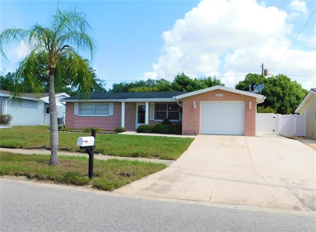 5117 BILLINGS DRIVE HOLIDAY, FL 34690