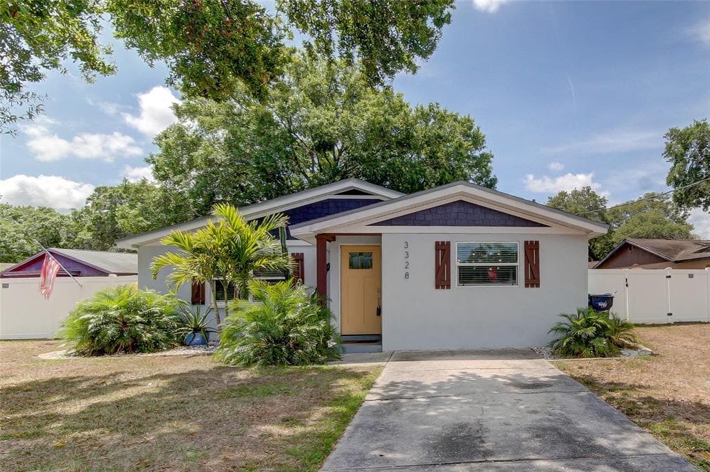 3328 W NAPOLEON AVENUE TAMPA, FL 33611