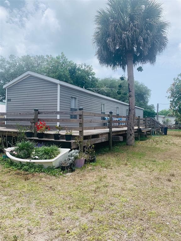 211 PORTIA STREET N NOKOMIS, FL 34275