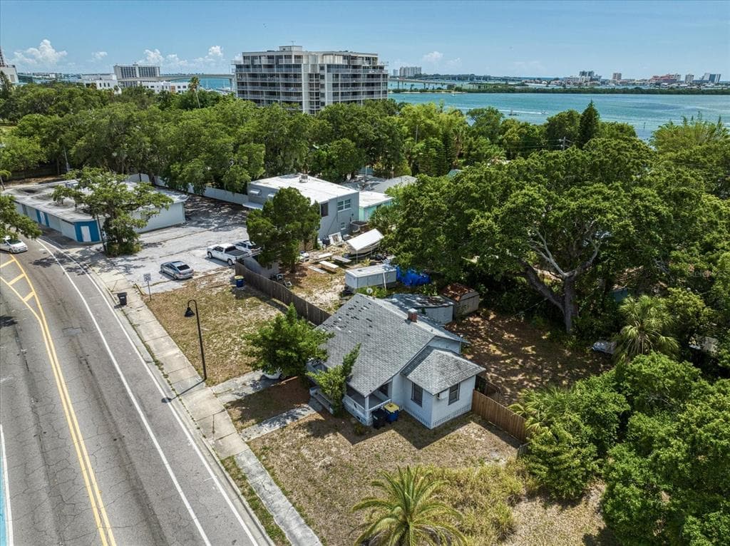 604 N FORT HARRISON AVENUE CLEARWATER, FL 33755