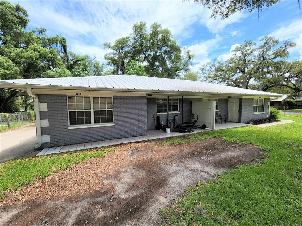 5243 PINE STREET SEFFNER, FL 33584