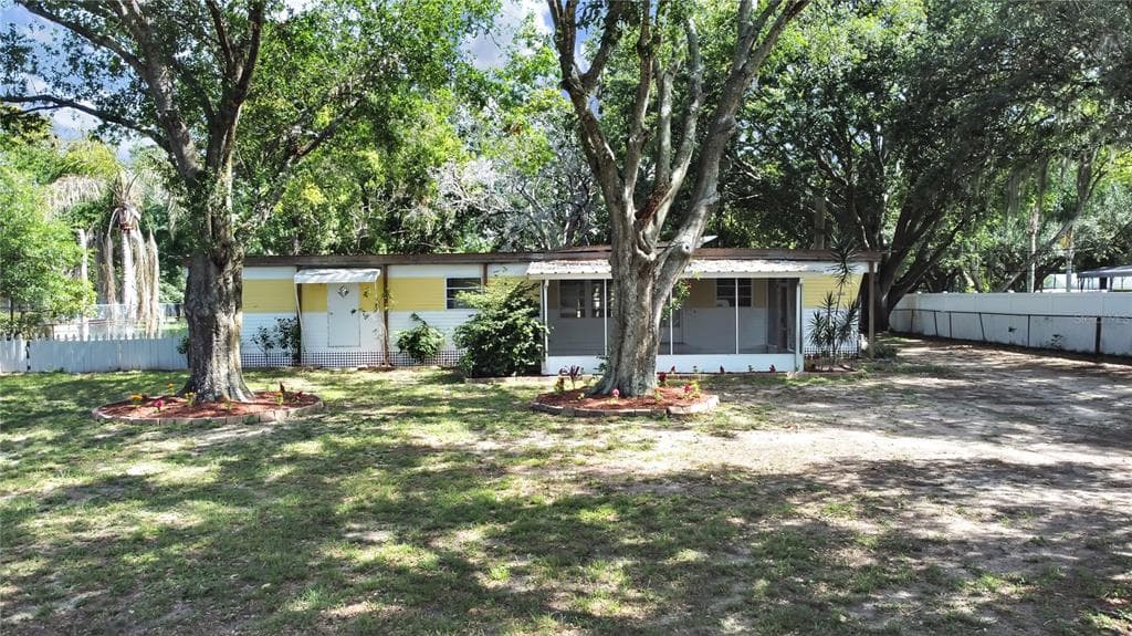2412 WASHINGTON ROAD VALRICO, FL 33594