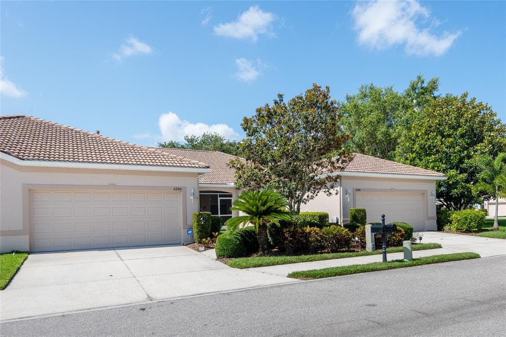 4206 CASCADE FALLS DRIVE SARASOTA, FL 34243
