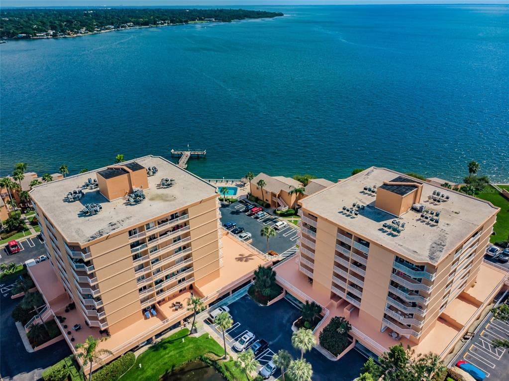 7430 SUNSHINE SKYWAY LANE S UNIT 501 ST PETERSBURG, FL 33711