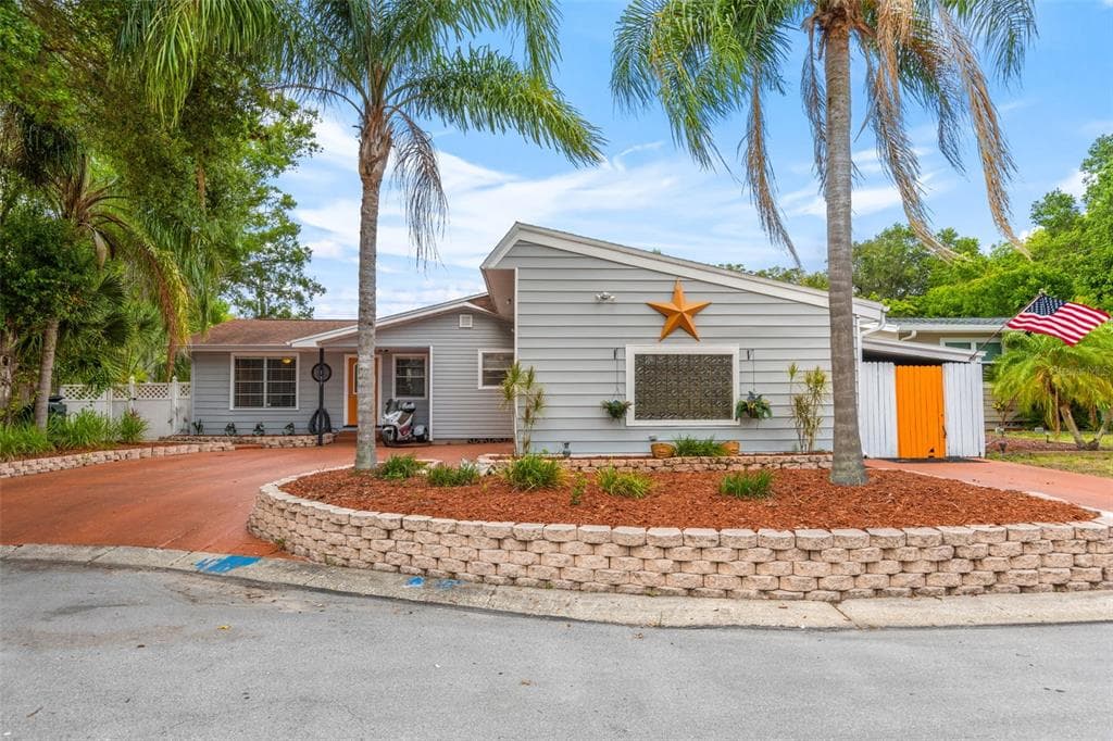 157 7TH AVENUE SW LARGO, FL 33770