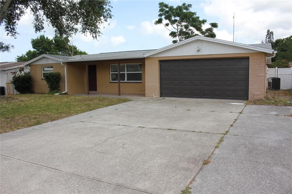 7341 ASHWOOD DRIVE