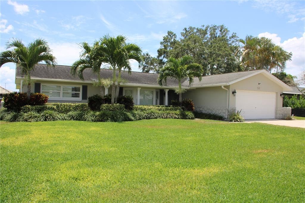 1450 52ND AVENUE NE ST PETERSBURG, FL 33703