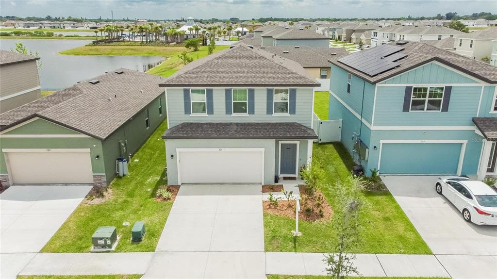 721 SUNLIT CORAL RUSKIN, FL 33570