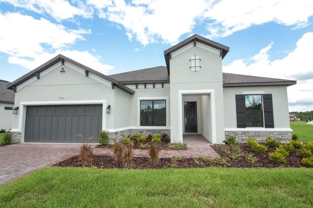 953 WALNUT CREEK LANE POINCIANA, FL 34759