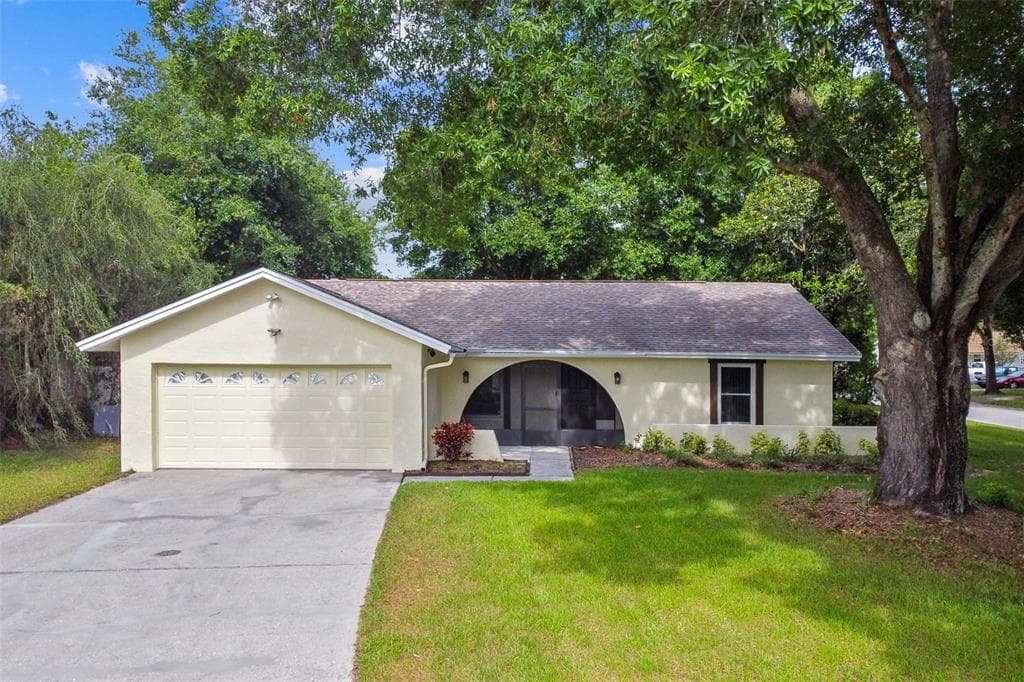 8512 RENALD BOULEVARD TEMPLE TERRACE, FL 33637