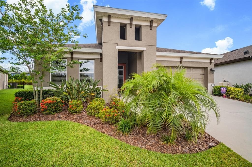 6204 COLMAR PLACE APOLLO BEACH, FL 33572