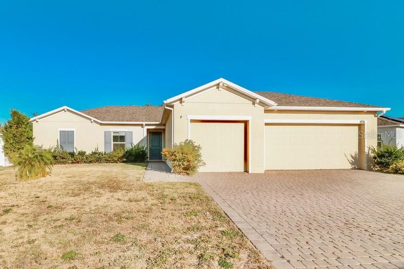 406 BLUE LAKE CIRCLE KISSIMMEE, FL 34758