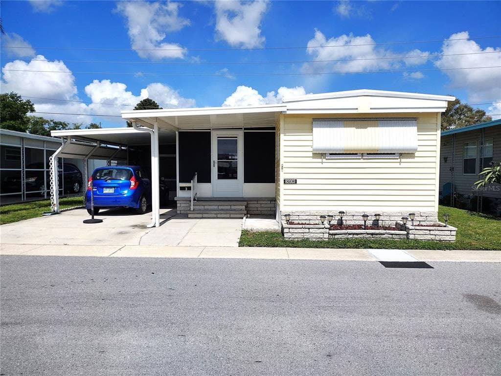 82003 A STREET N UNIT 3 PINELLAS PARK, FL 33781
