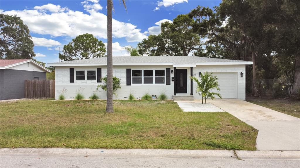 3675 27TH AVENUE S ST PETERSBURG, FL 33711