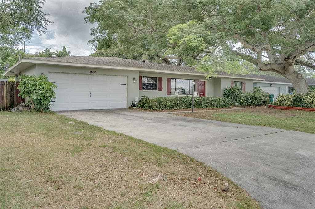1460 BUGLE LANE CLEARWATER, FL 33764