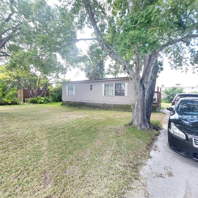 6634 STOCK STREET PORT RICHEY, FL 34668