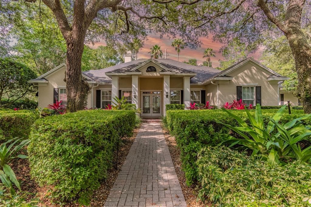 6614 STONINGTON DRIVE N TAMPA, FL 33647