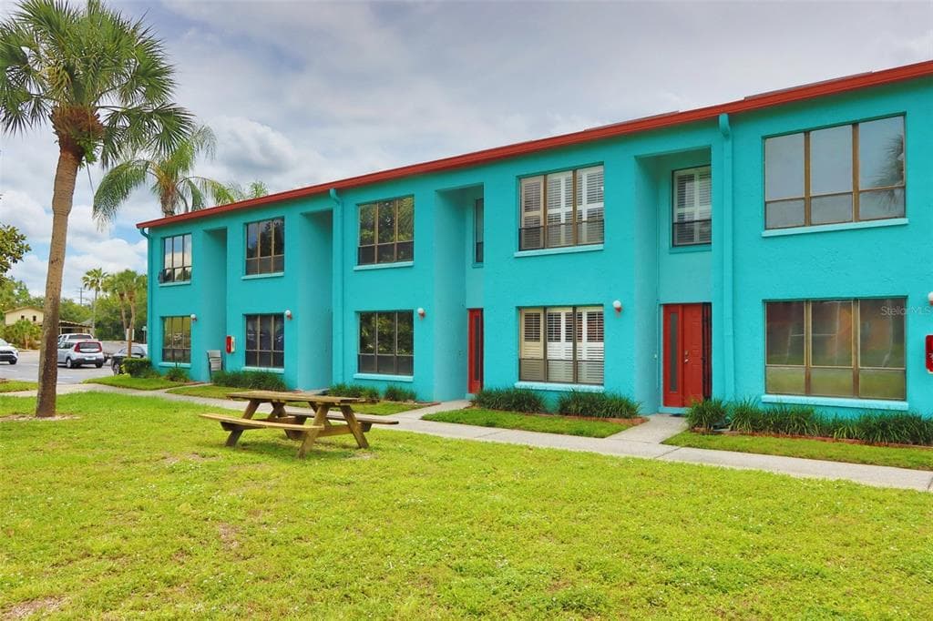 1849 ABRICO DRIVE UNIT K 4 LUTZ, FL 33558