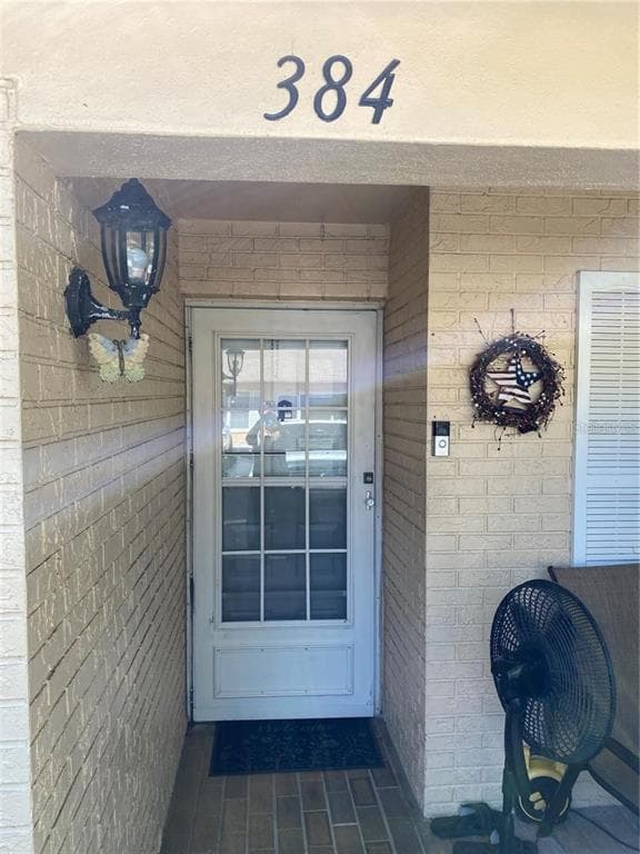 384 ESTERO COURT SAFETY HARBOR, FL 34695