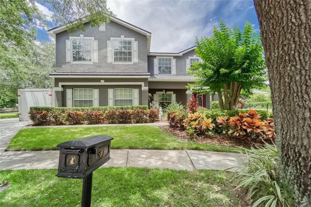 15302 PALOMAPARK LANE LITHIA, FL 33547
