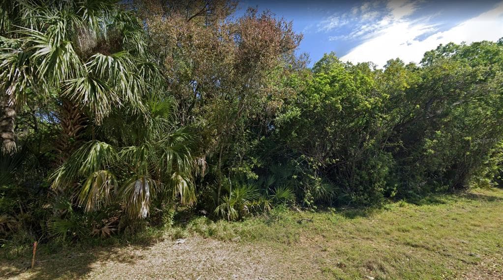 20302 DEARING AVENUE PORT CHARLOTTE, FL 33952