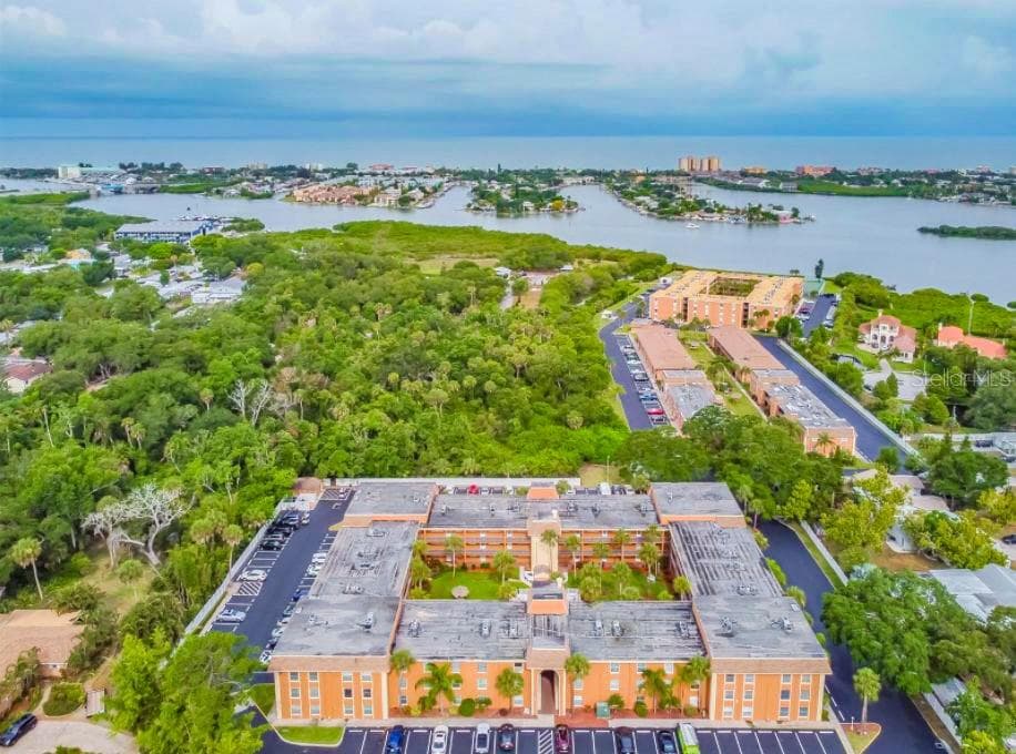 12760 INDIAN ROCKS ROAD UNIT 570 LARGO, FL 33774