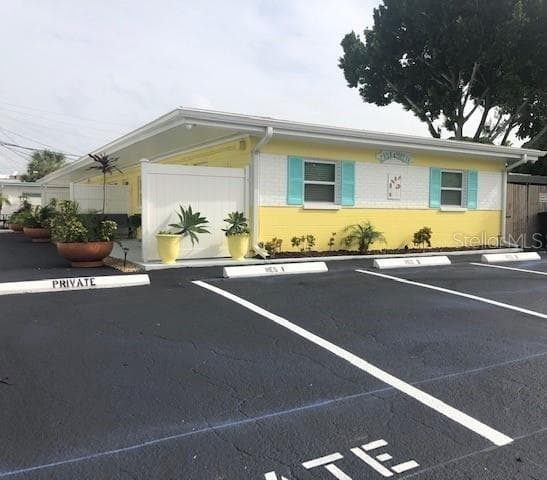 620 70TH AVENUE UNIT 2 ST PETE BEACH, FL 33706