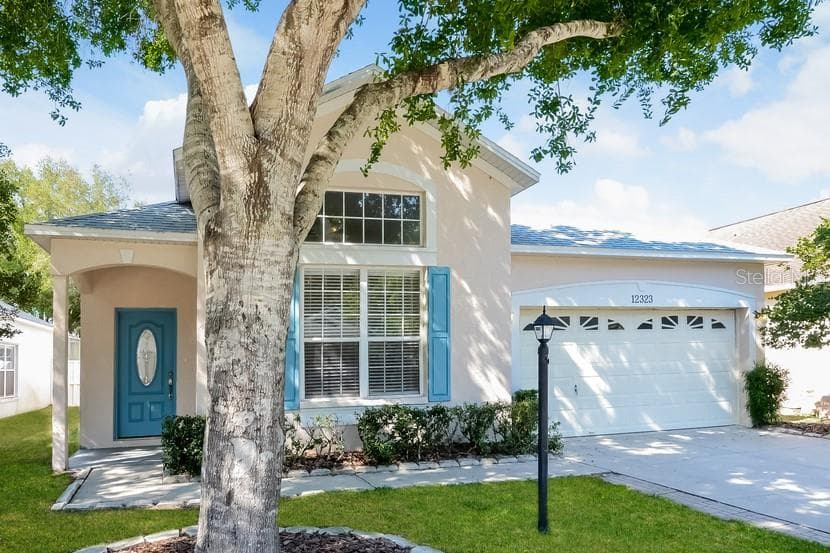 12323 HOLLYBUSH TERRACE LAKEWOOD RANCH, FL 34202