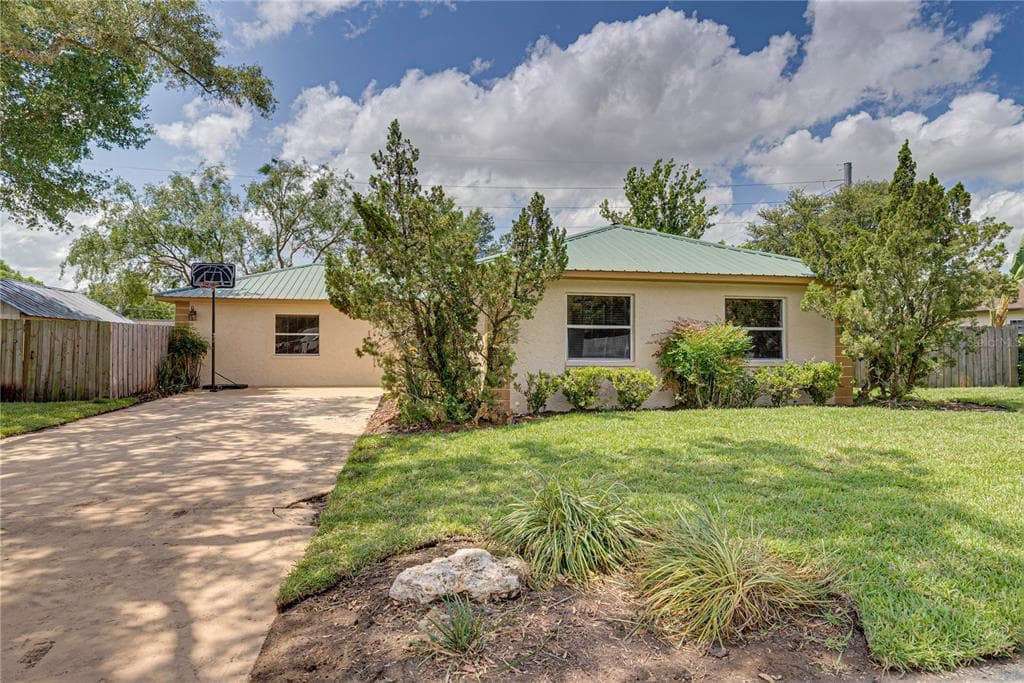 38516 FERM CIRCLE ZEPHYRHILLS, FL 33540
