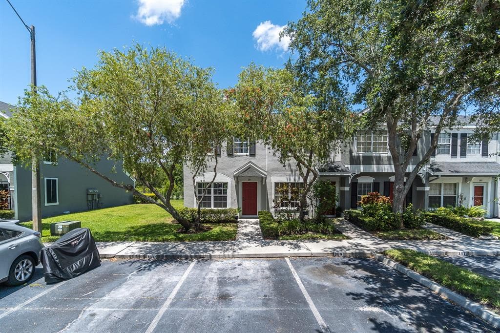 391 COUNTRYSIDE KEY BOULEVARD OLDSMAR, FL 34677