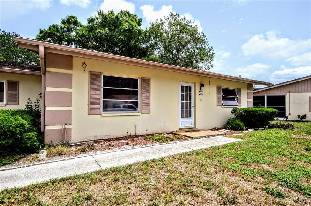 4559 SHOSHONE TRL UNIT 165 SARASOTA, FL 34233