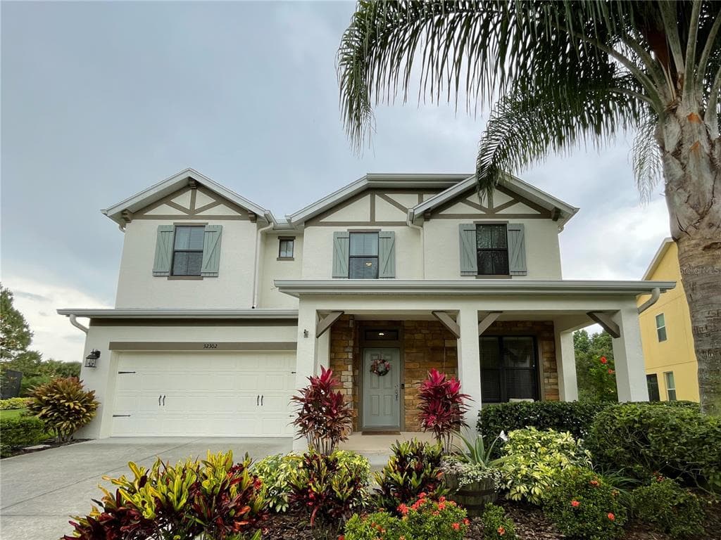 32302 GARDEN ALCOVE LOOP WESLEY CHAPEL, FL 33545