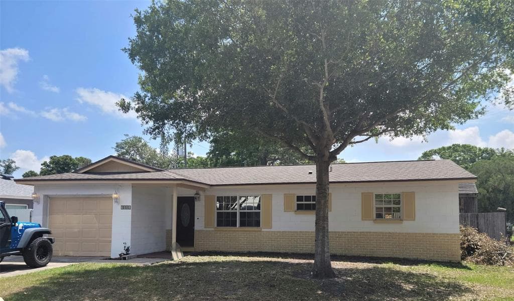 9005 86TH COURT LARGO, FL 33777