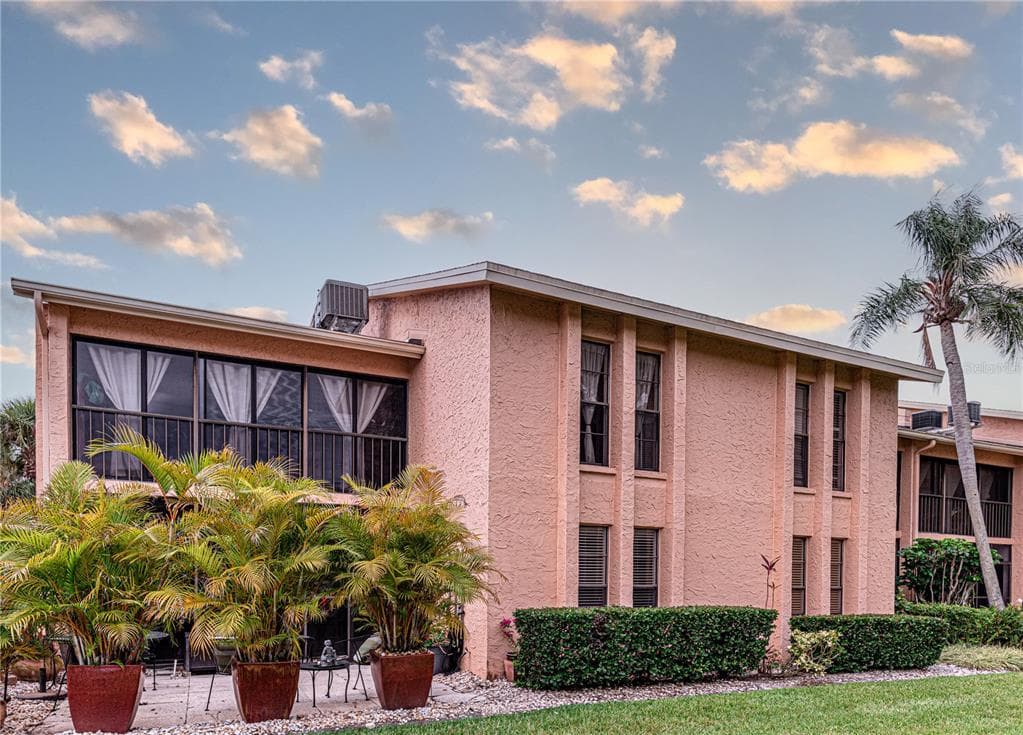 2337 BENEVA TERRACE UNIT 2258 SARASOTA, FL 34232