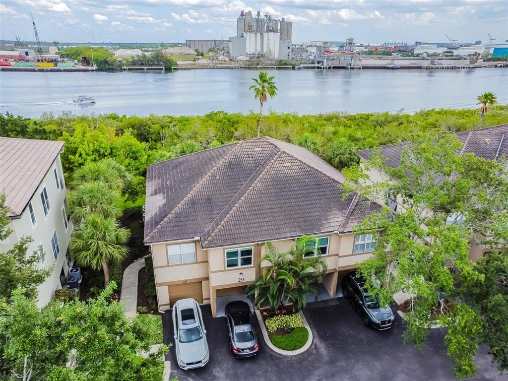 1119 NORMANDY TRACE ROAD