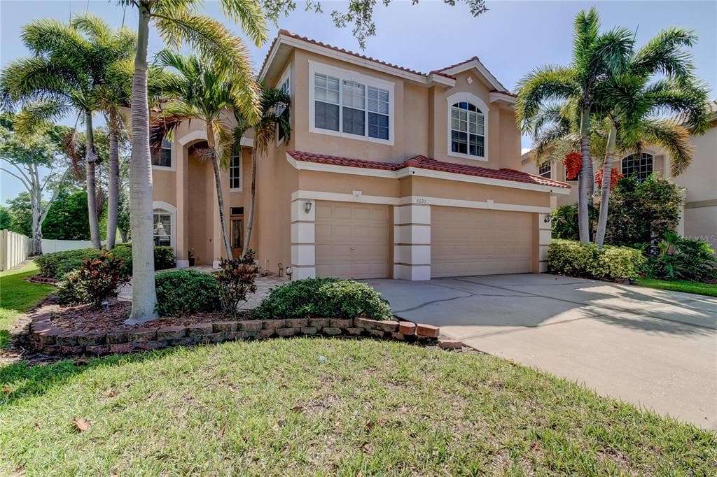 8695 BAYOU WAY N PINELLAS PARK, FL 33782