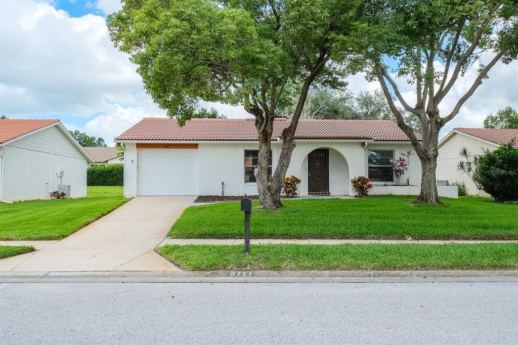 8111 BISMARK COURT PORT RICHEY, FL 34668